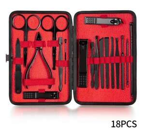 Набір для манікюру на 18 предметів